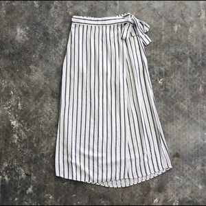 Japna | Wrap Skirt with Shorts